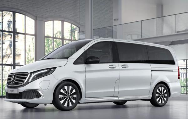  MERCEDES-BENZ EQV 150 KW - white